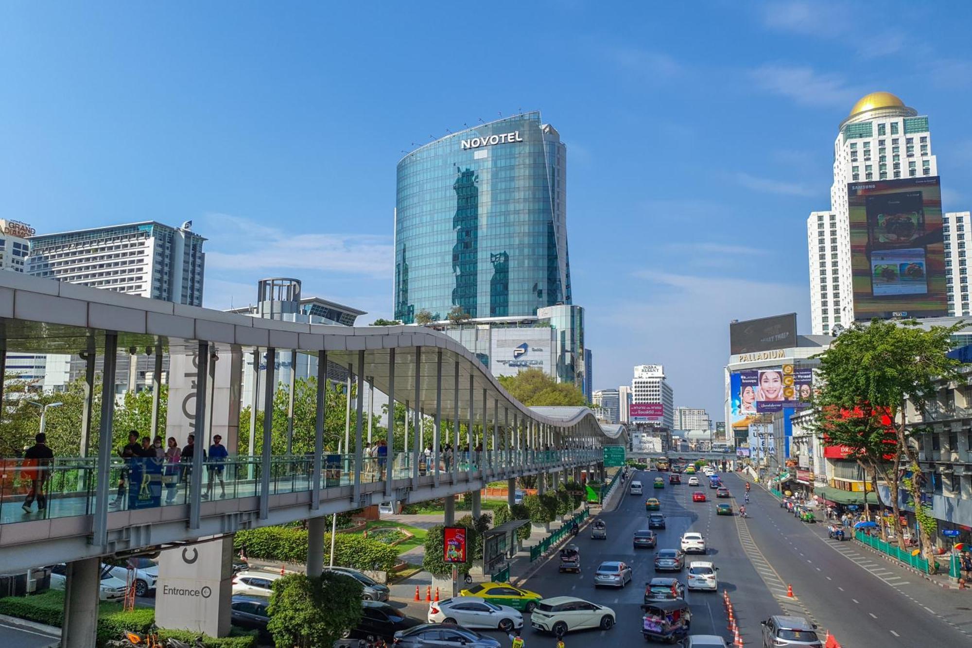 Centre Point Pratunam - SHA Extra Plus Bangkok Exterior foto
